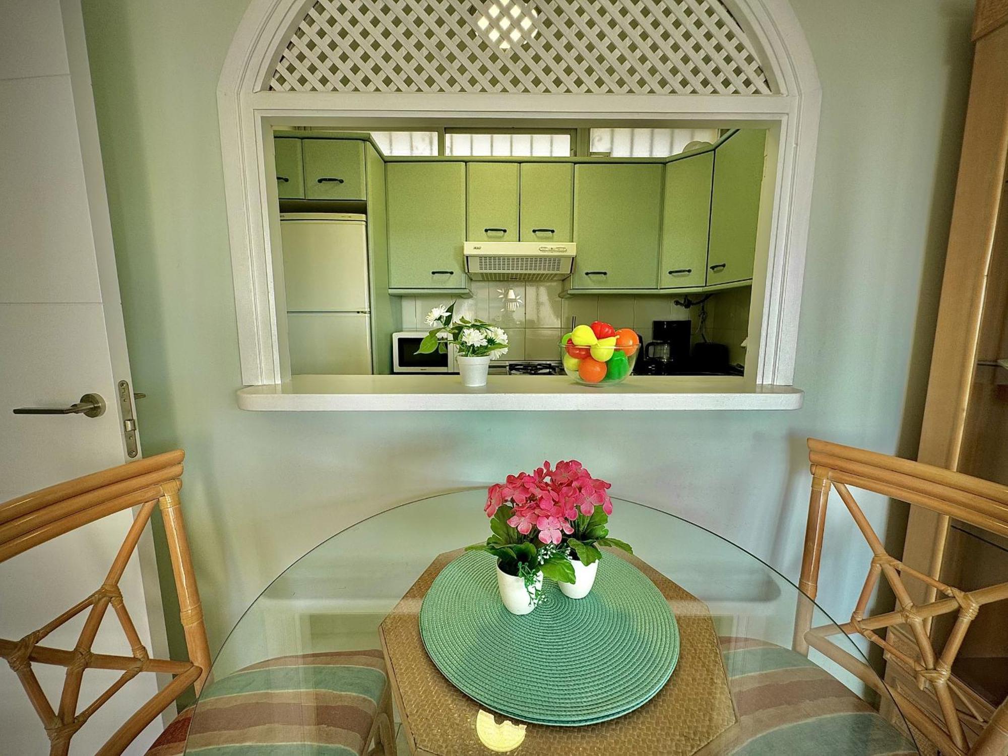 Palms W Sea Views By Homing Marbella
